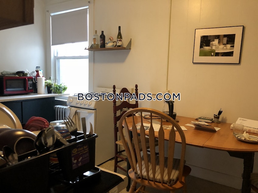 Boston - $2,875 /month