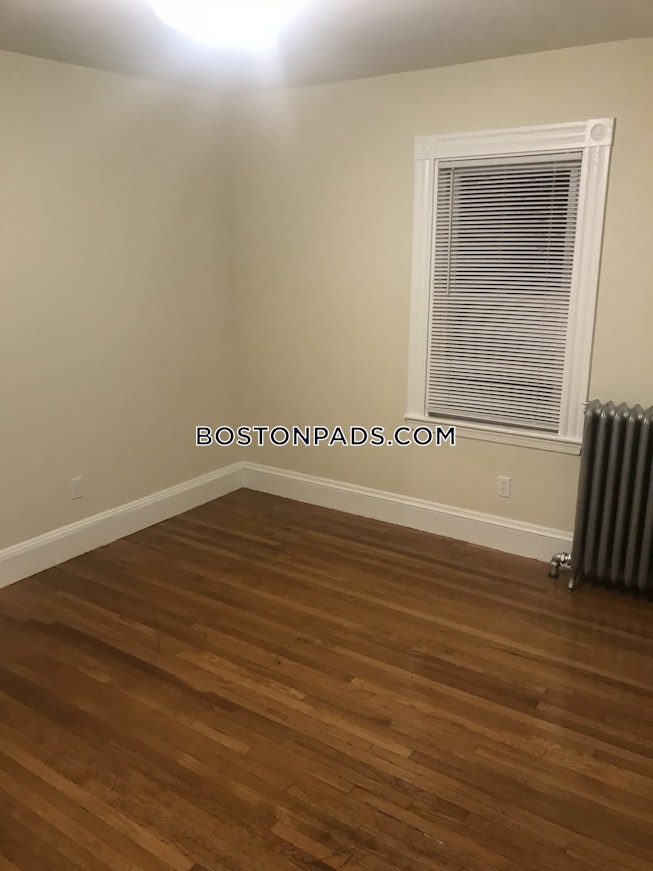 Boston - $3,000 /mo