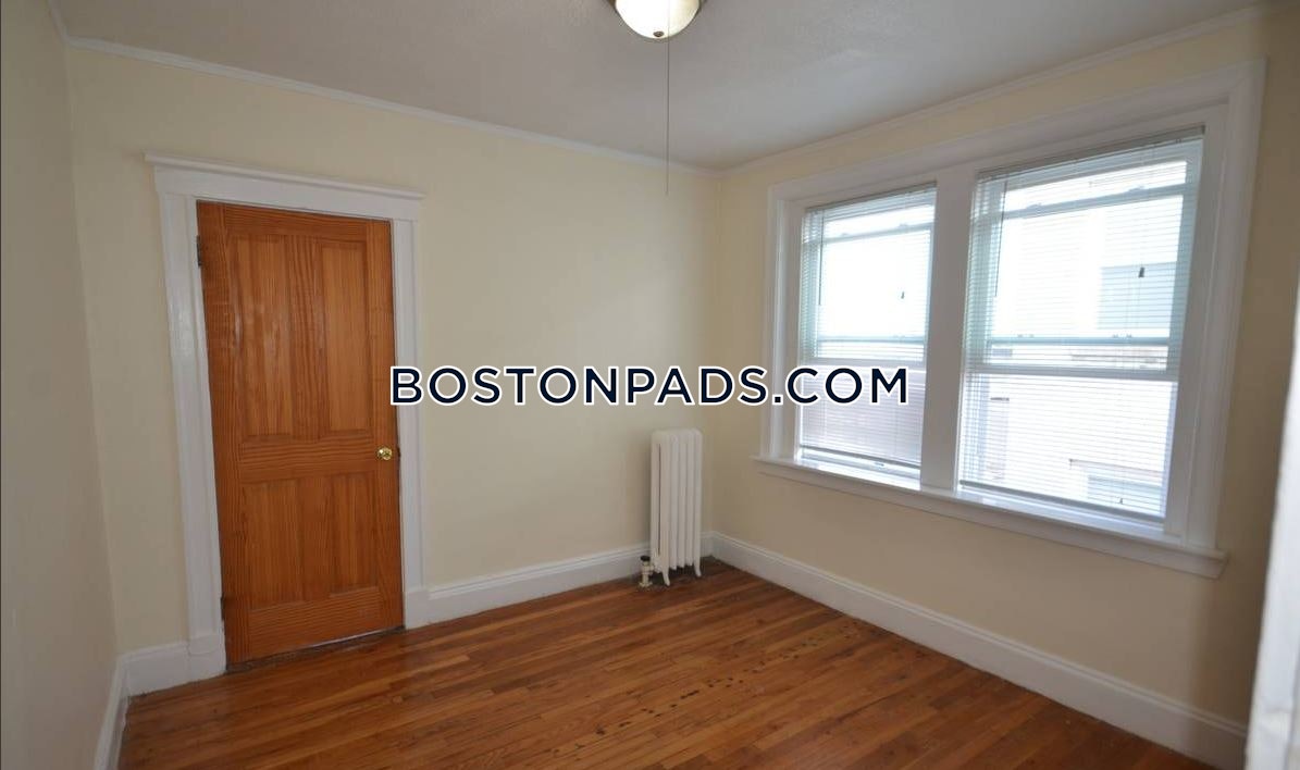 Boston - $2,495