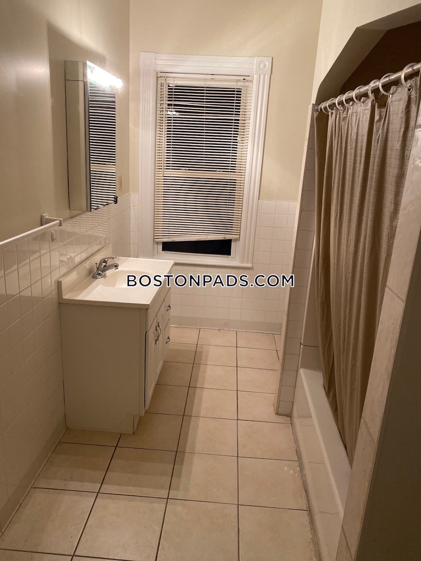 Boston - $2,250 /month