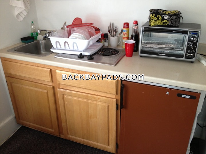 back-bay-apartment-for-rent-studio-1-bath-boston-2145-4594277 