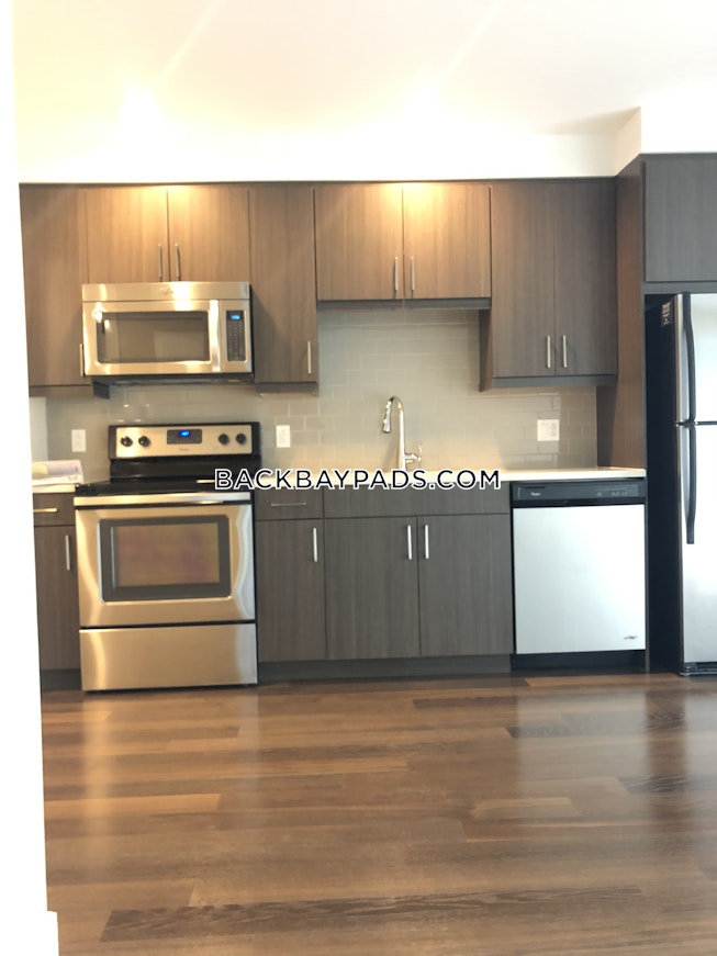 Boston - $4,465 /mo