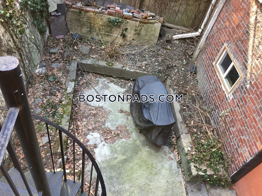 Boston - $3,200 /month