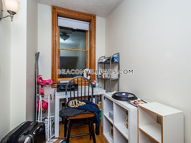 Boston - $3,500 /mo