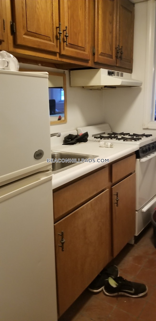 Boston - $2,000 /mo