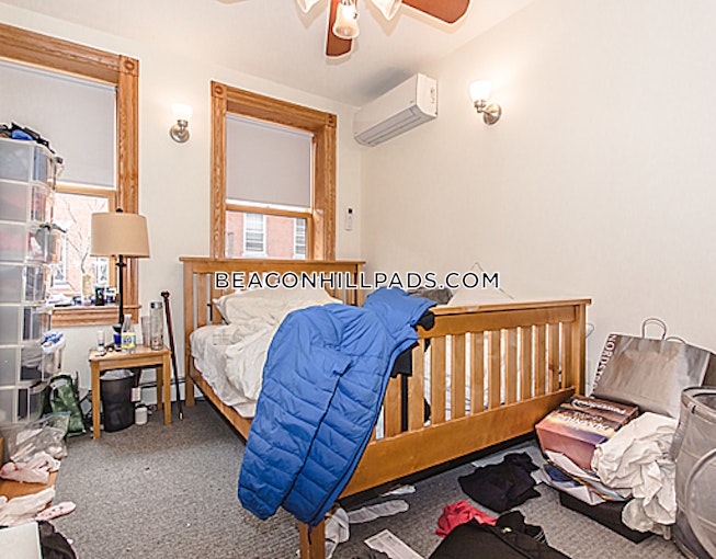 Boston - $4,425 /mo