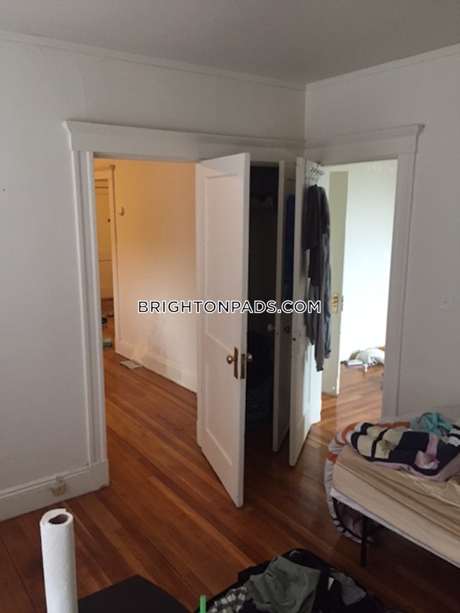 Boston - $2,425 /mo