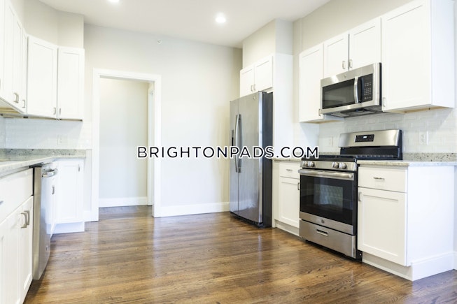 Boston - $7,350 /mo