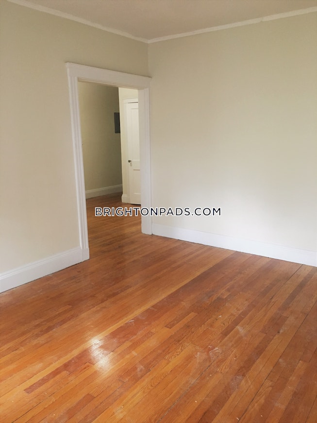 Boston - $2,295 /mo