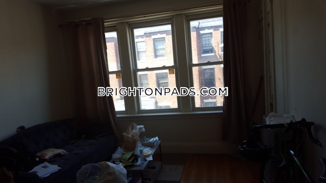 Boston - $2,425 /mo