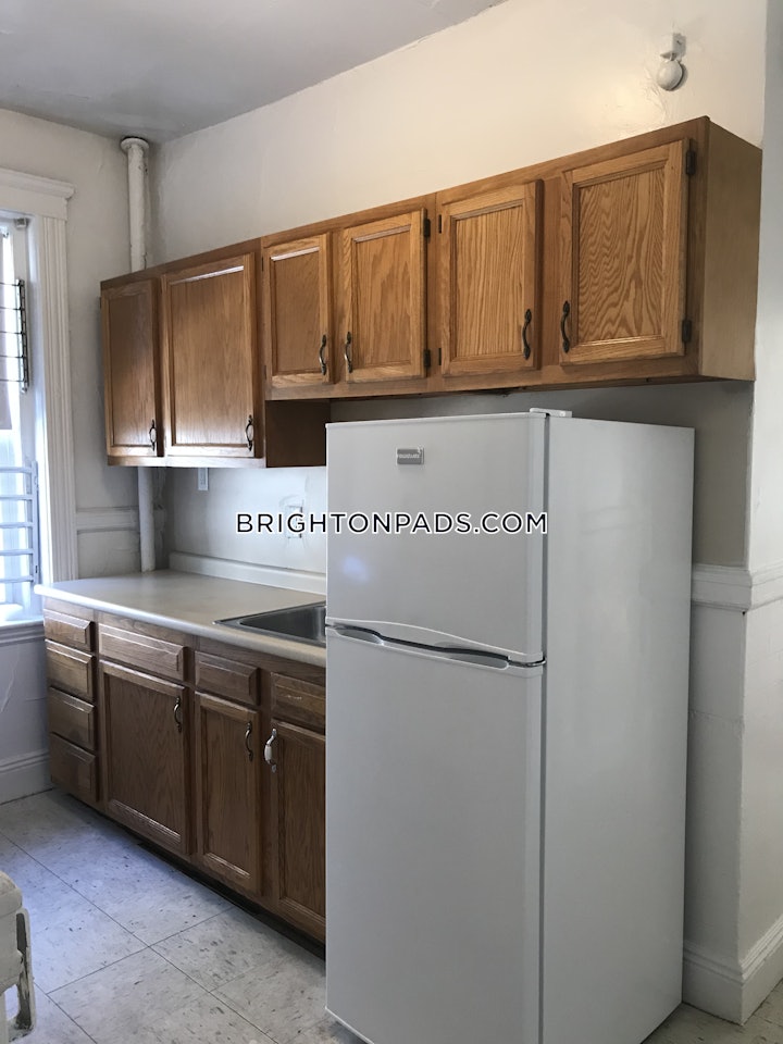 brighton-apartment-for-rent-2-bedrooms-1-bath-boston-2895-4120778 