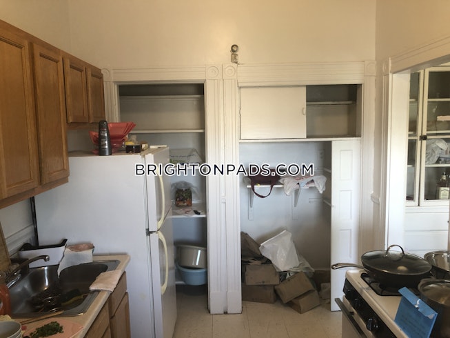 Boston - $3,350 /mo