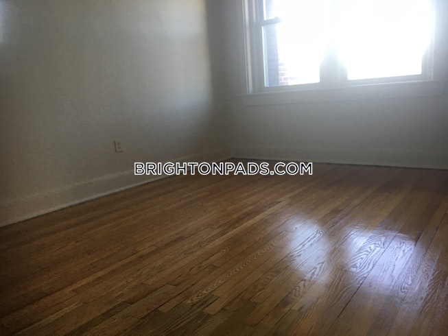 Boston - $2,850 /mo