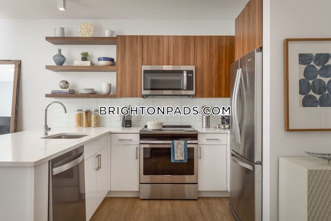 Boston - $4,299 /mo