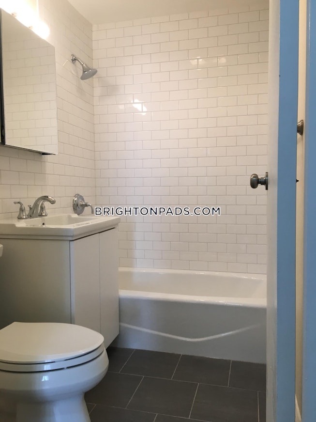 Boston - $1,925 /mo