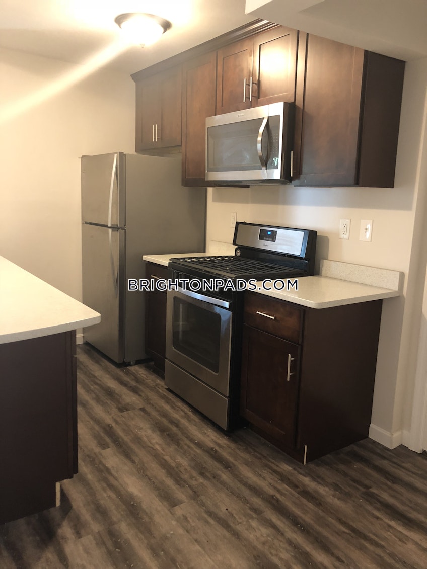 Boston - $2,100 /month