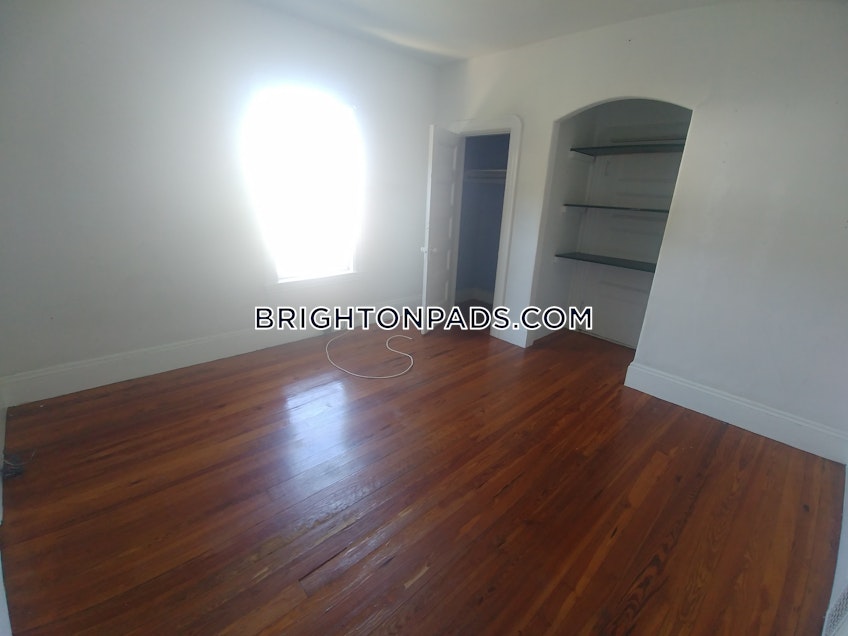 Boston - $2,850 /month