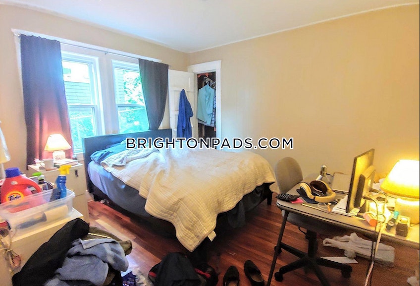 Boston - $2,100 /month