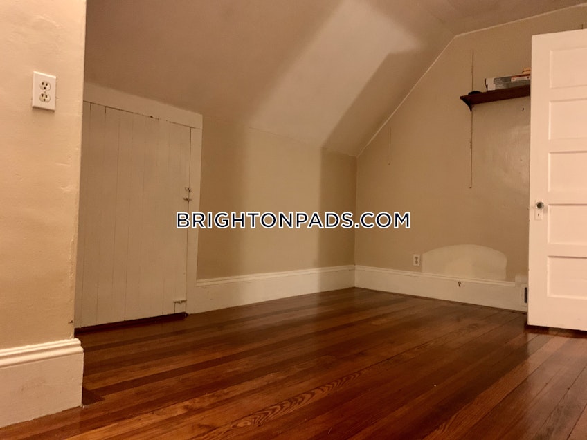 Boston - $2,550 /month