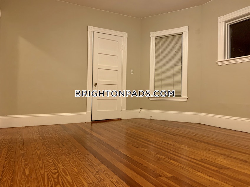 Boston - $2,550 /month