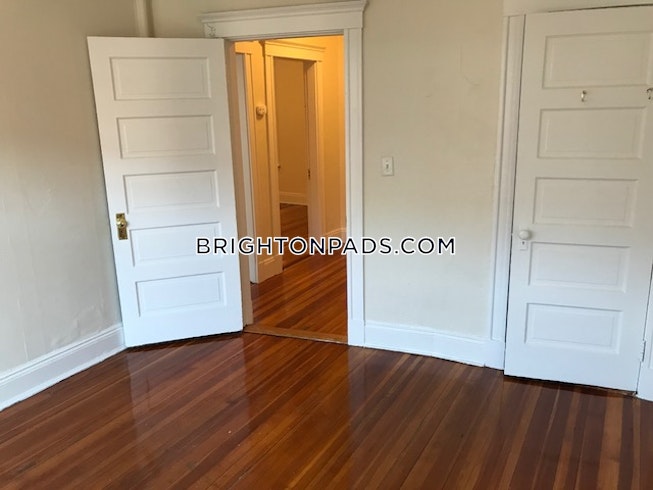 Boston - $3,695 /mo