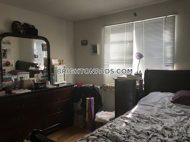 Boston - $2,100 /mo