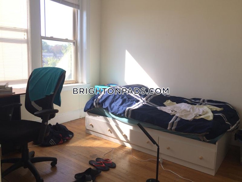 Boston - $1,950 /month