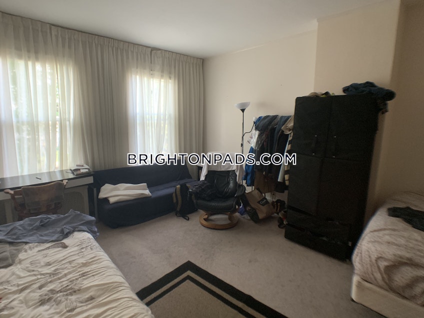 Boston - $2,000 /month