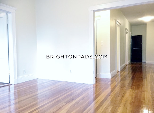 Boston - $2,275 /mo