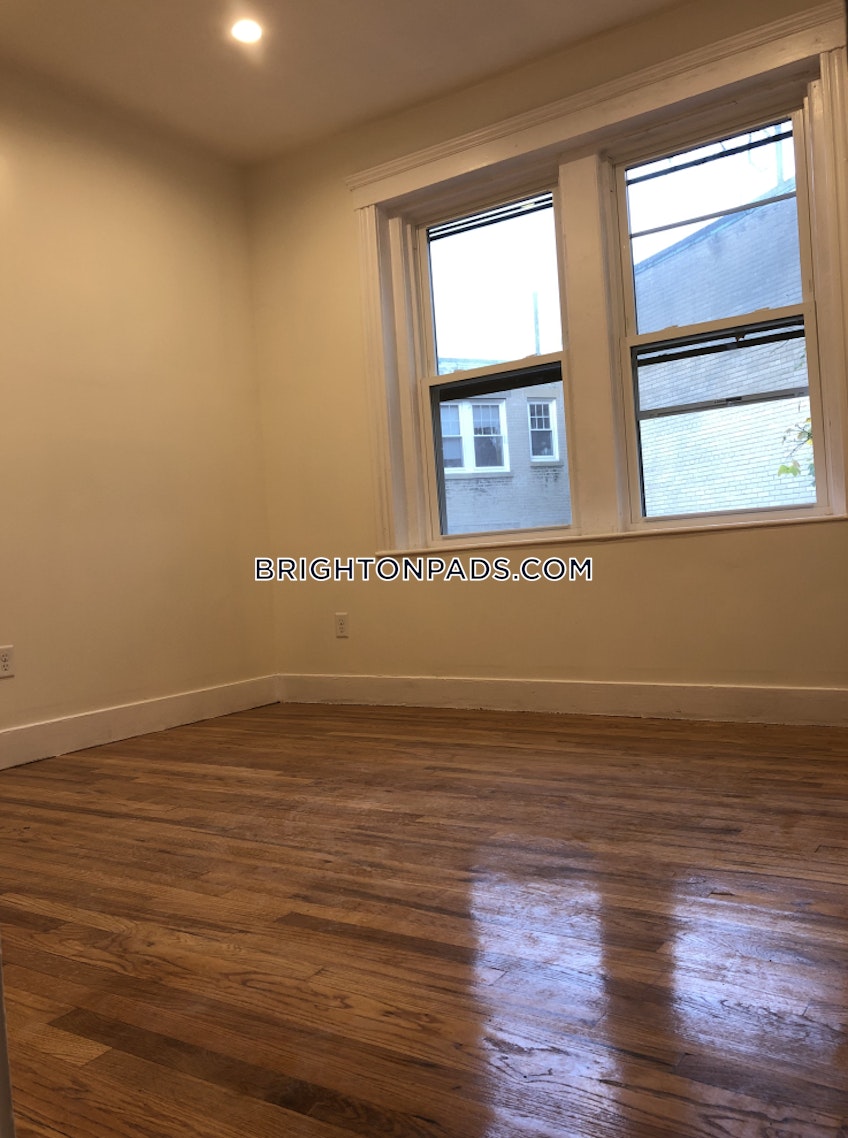 Boston - $3,000 /month