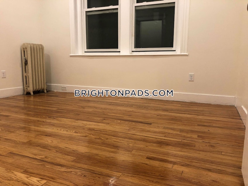 Boston - $3,000 /month