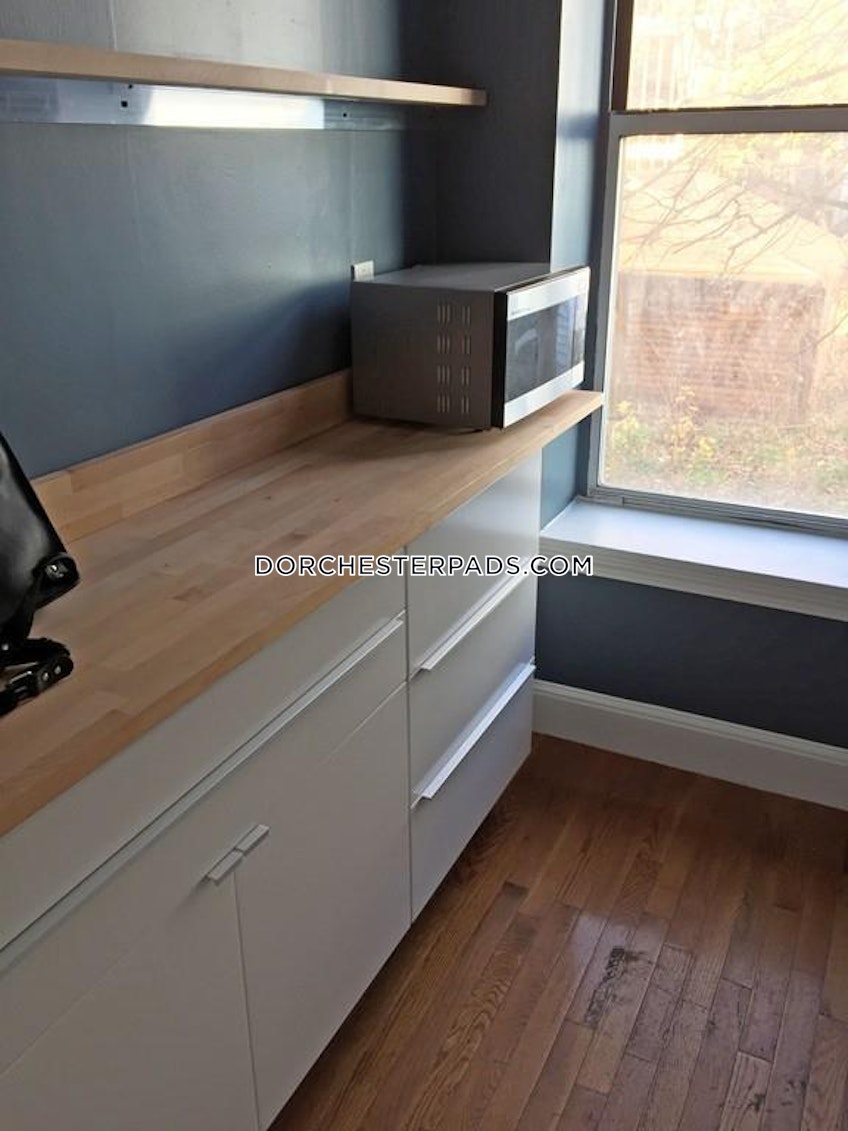 Boston - $3,500 /month