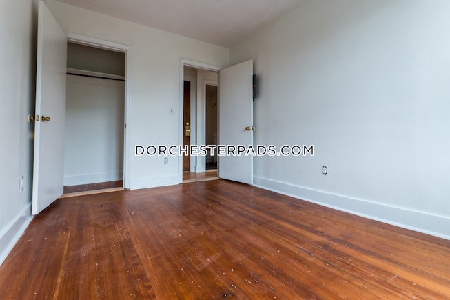 Boston - $1,600 /mo