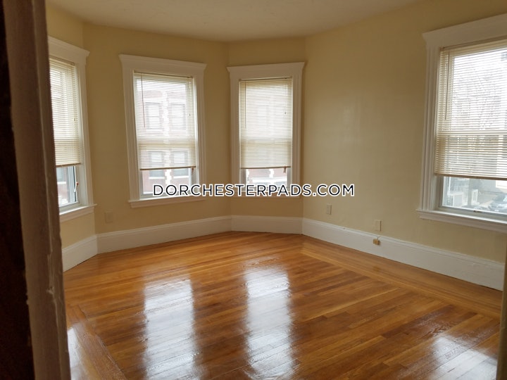 dorchester-apartment-for-rent-4-bedrooms-1-bath-boston-3500-4543600 