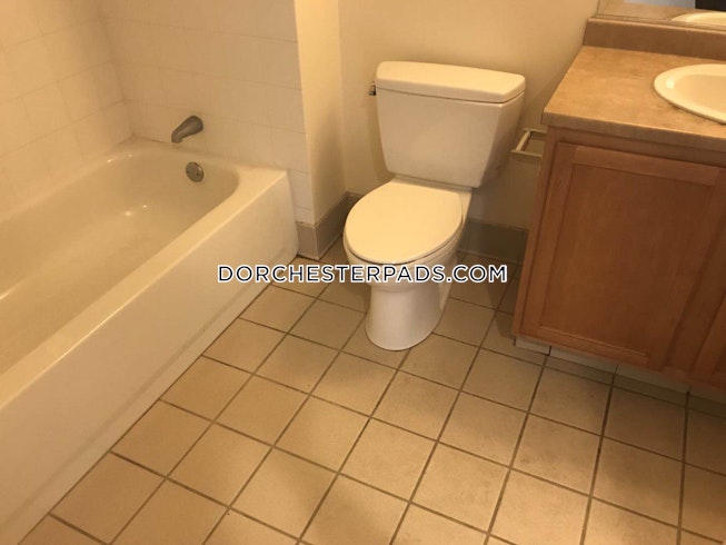 Boston - $4,809 /mo