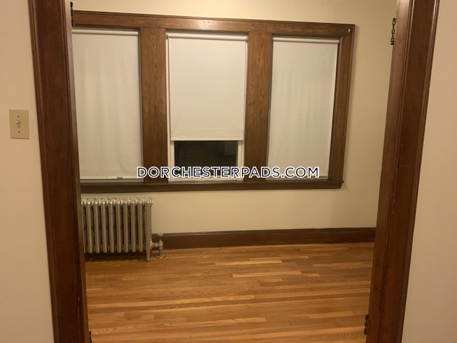 Boston - $1,900 /mo