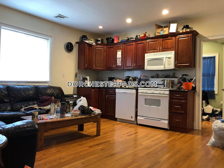 Boston - $3,200 /month