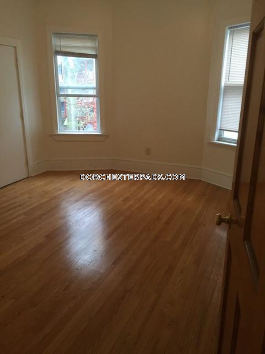 Boston - $3,000 /month