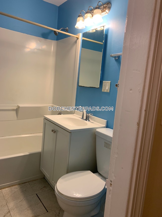 Boston - $2,000 /mo