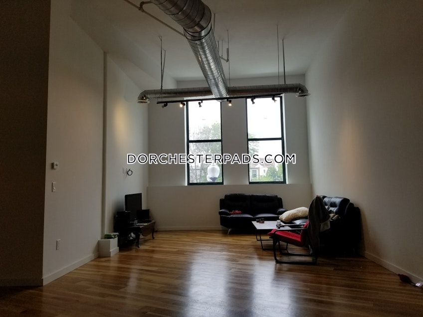 Boston - $2,400 /month