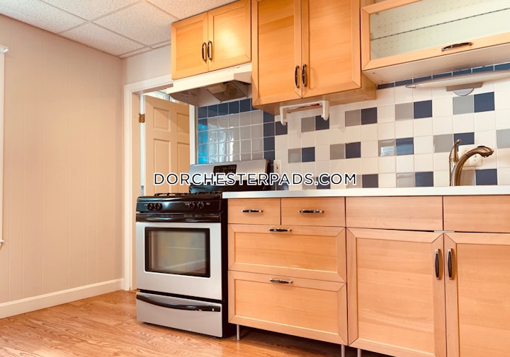 dorchestersouth-boston-border-apartment-for-rent-2-bedrooms-1-bath-boston-2500-4628773 