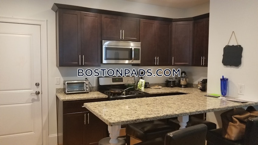 Boston - $4,350 /month