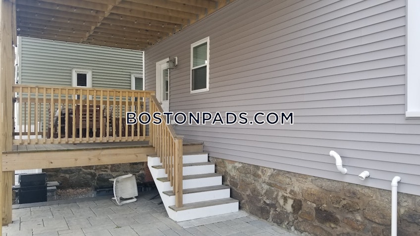 Boston - $4,350 /month