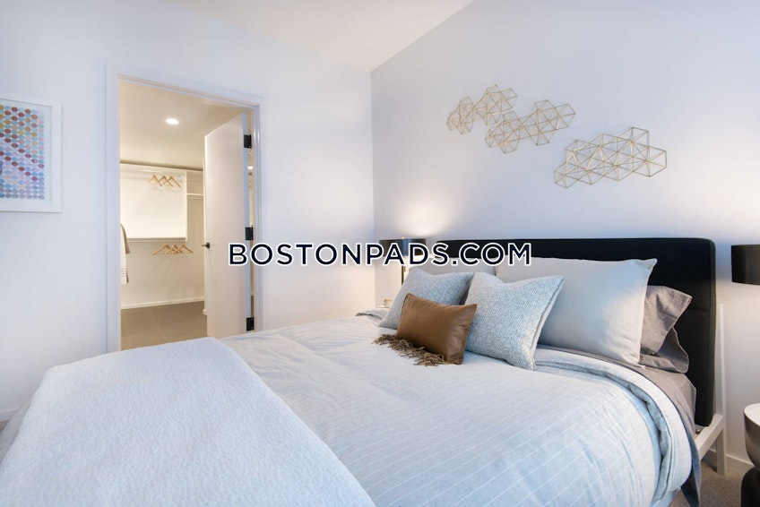 Boston - $6,324 /month