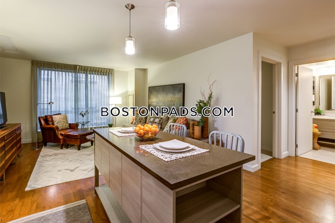 Boston - $4,144 /mo