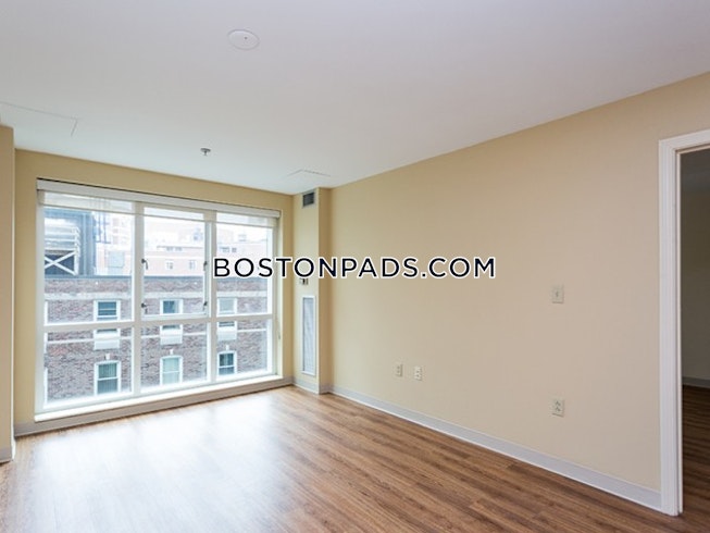 Boston - $2,601 /mo
