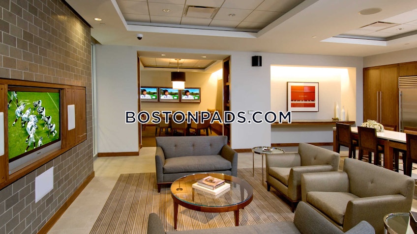 Boston - $4,252 /month