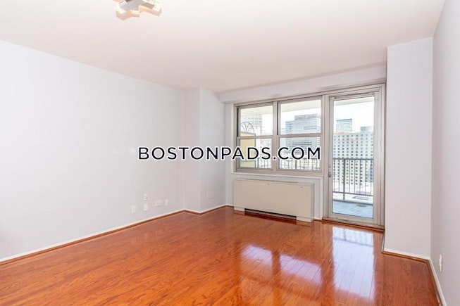 Boston - $3,100 /mo