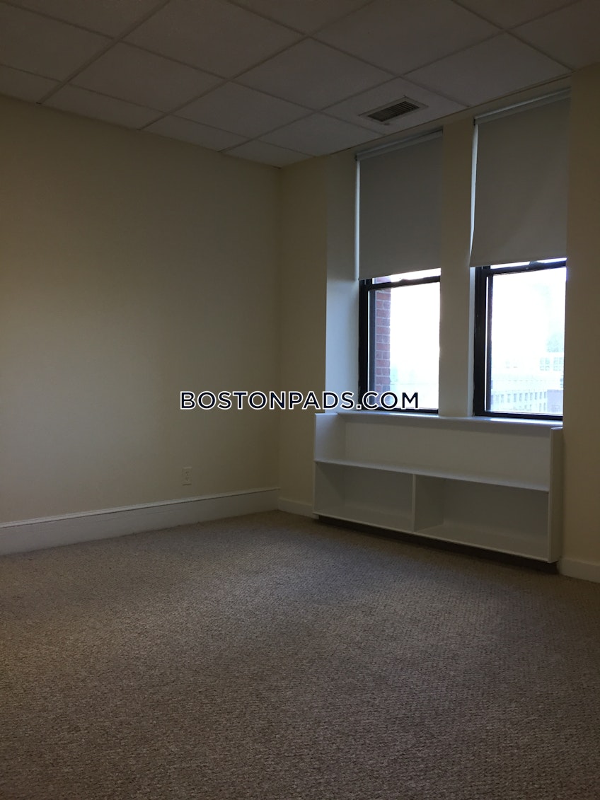 Boston - $3,200 /month