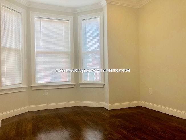 Boston - $3,550 /mo